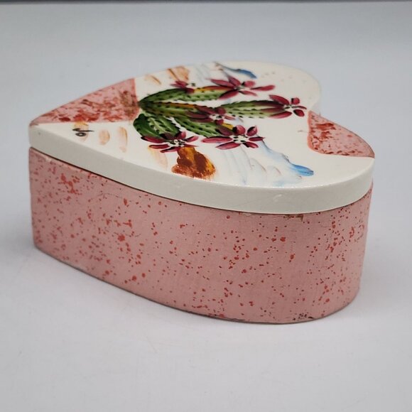 Hand Painted Heart Shaped Ceramic Trinket Box With Cactus & Flowers Design - Picture 7 of 9